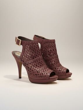 Vince Camuto VC-MIMIS Laser Cut Leather Slingback Heels Brown 8B